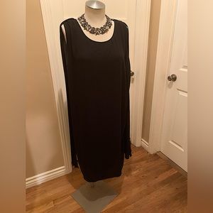 Catherine’s NWT black sleeveless dress with pleated back drape size 32